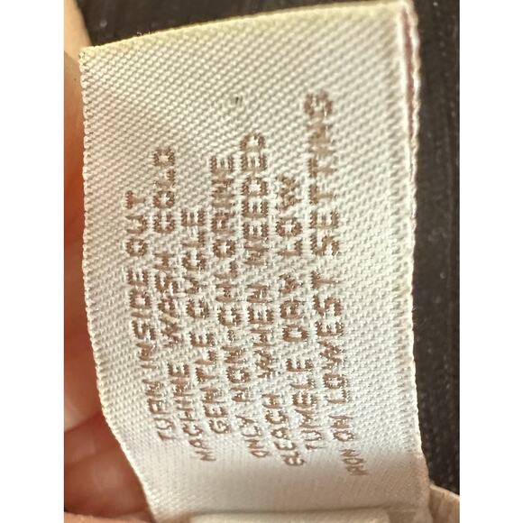 Chico’s Size 3 XL Black Sleeveless Mock Neck Knit Top Work Casual Evening - Picture 5 of 5